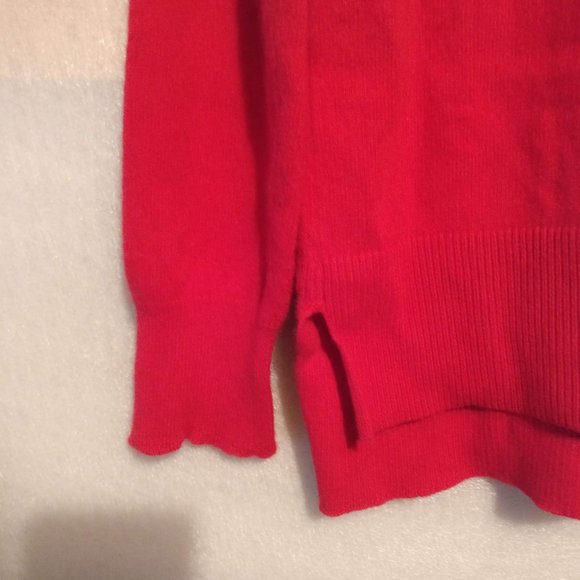 FLAWLESS- Holiday RED 100%CASHMERE L/Sleeve Sweater Knit , M with MEASUREMENTS - Picture 4 of 9